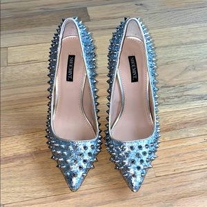Shoemint Zoe silver stilettos
